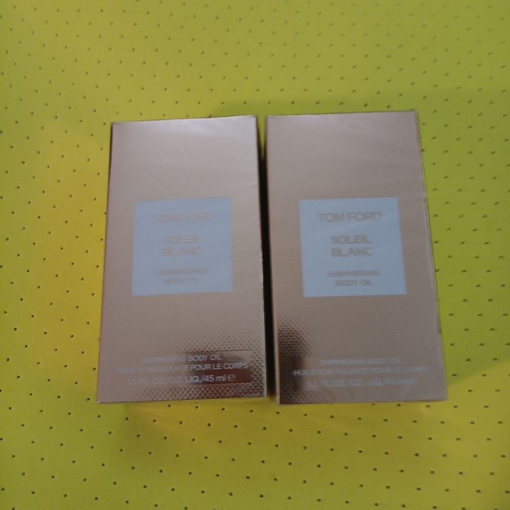 Tom Ford Soleil Blanc Golden Shimmer Oil    Two Boxes Sealed. Save $30.00! - Picture 3 of 3